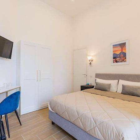 Blu Parthenope Suites ナポリ エクステリア 写真
