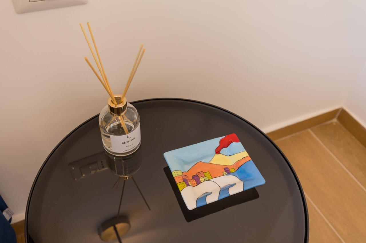 Blu Parthenope Suites ナポリ エクステリア 写真